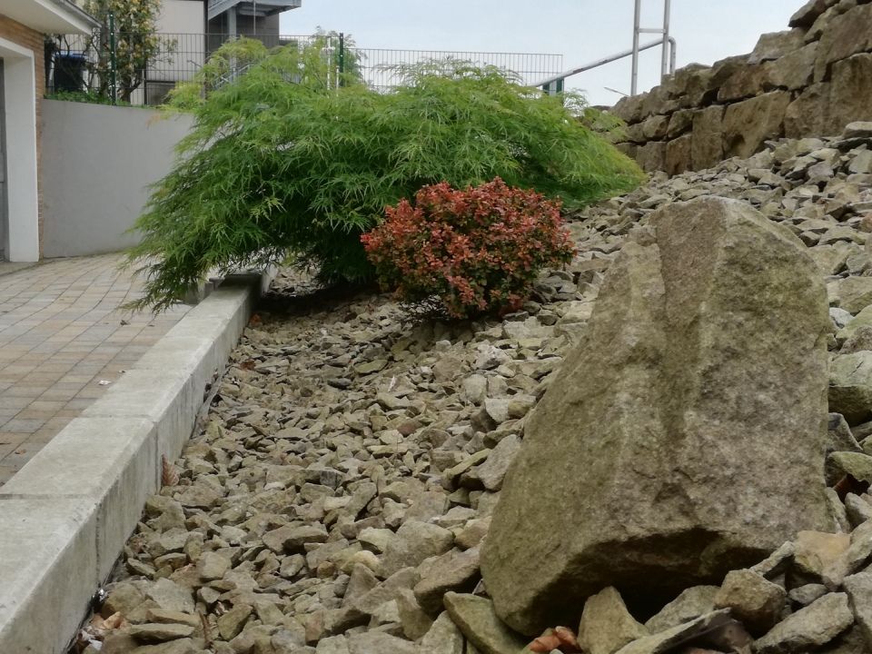 Landschaftarbeit im Garten